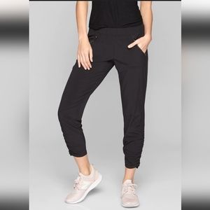 Athleta Aspire Ankle Pant Jogger